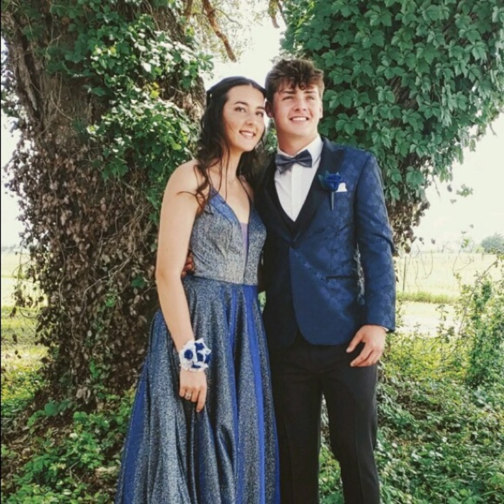 Meet your Posher, Skylar